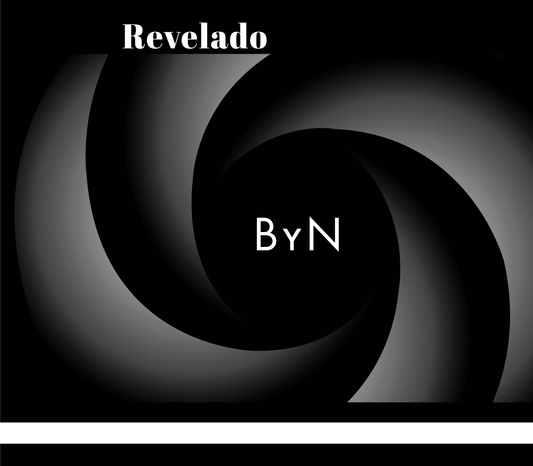 Revelado en blanco y negro (El precio se determina por el servicio elegido y contratado)